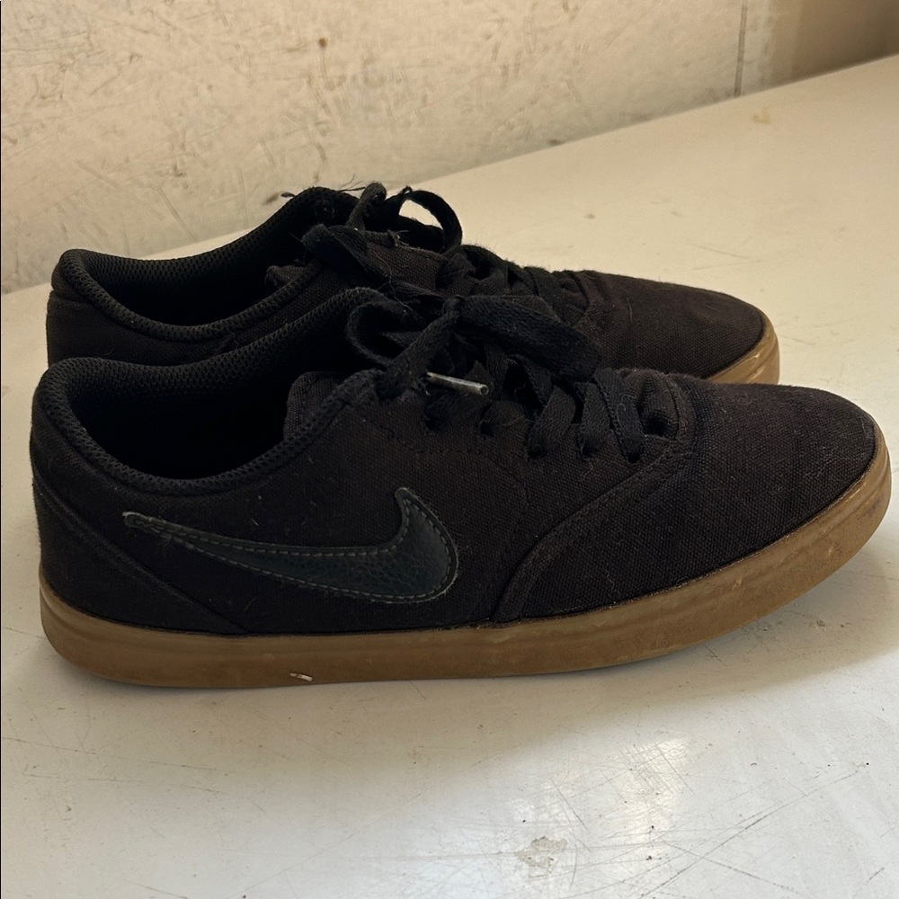 Nike check canvas SB boys 4.5